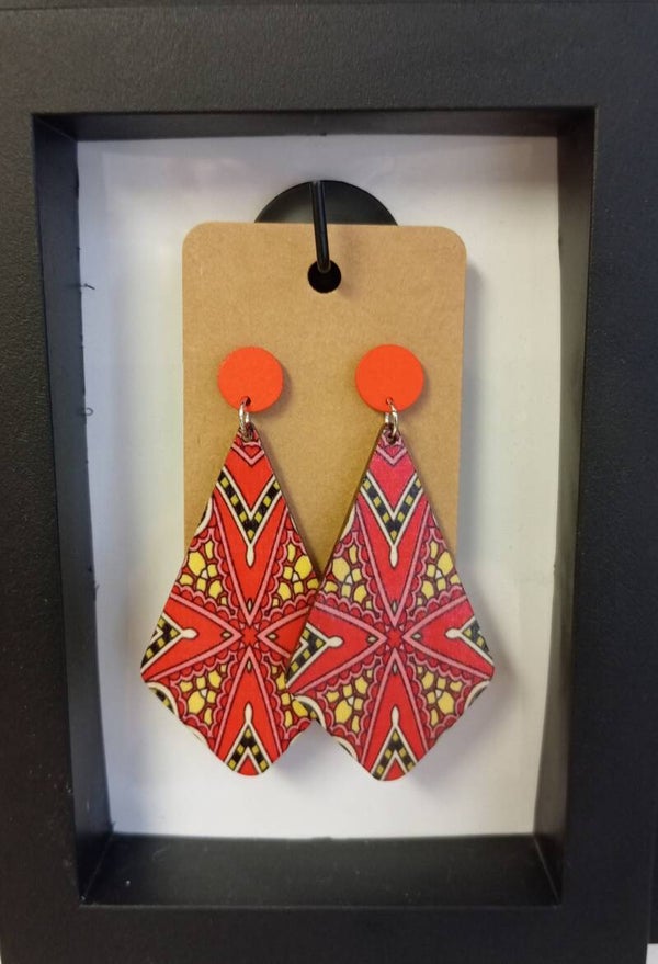 Boucles d'oreilles en bois imprimées rouges -BO22