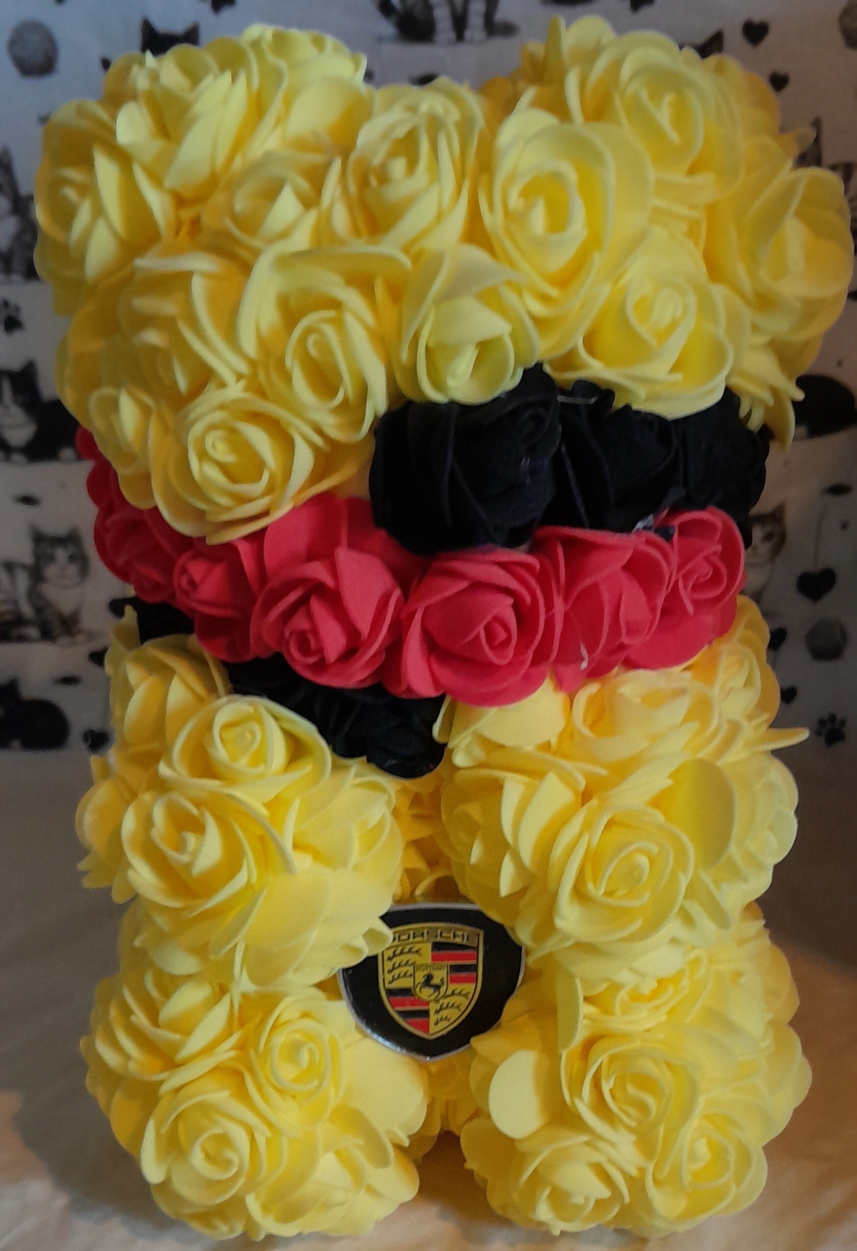 Ours Porsche jaune