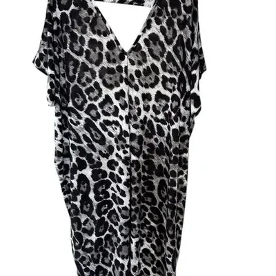 Jurk te dragen tot maat 56 witpanter