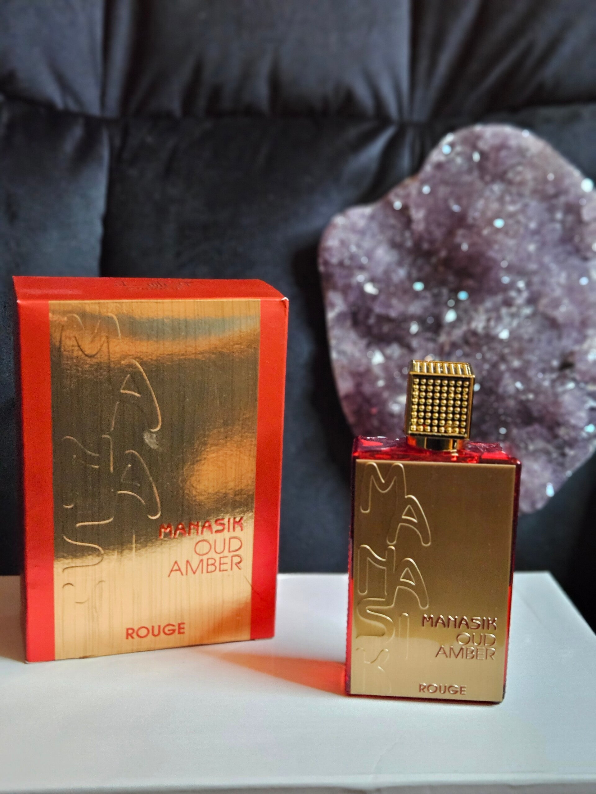 Manasik oud amber rouge