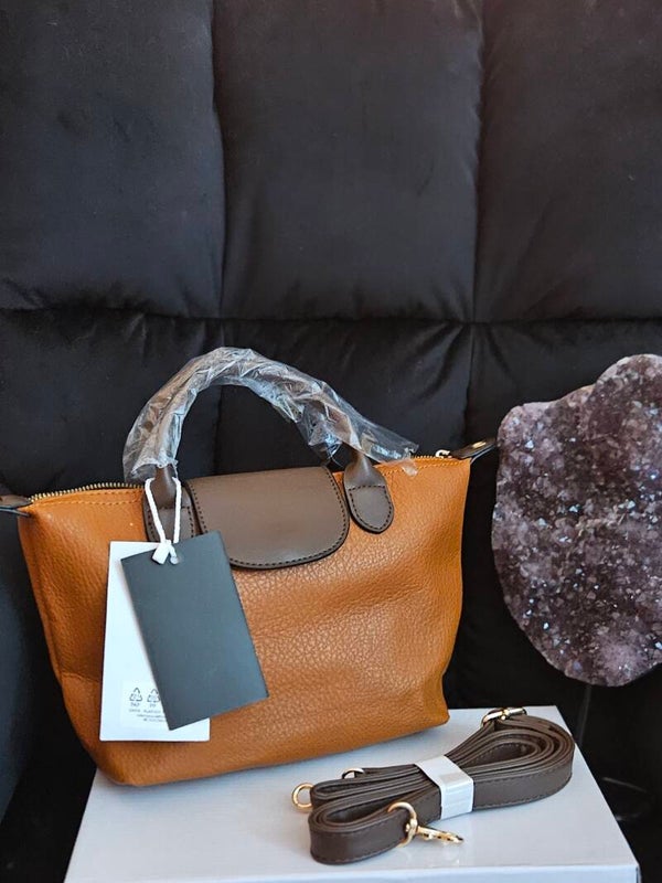 camel tas