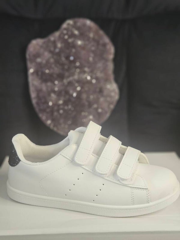 kinder sneaker met zwart