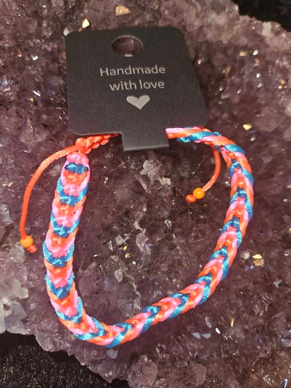 verstelbaar armbandje gevlochten