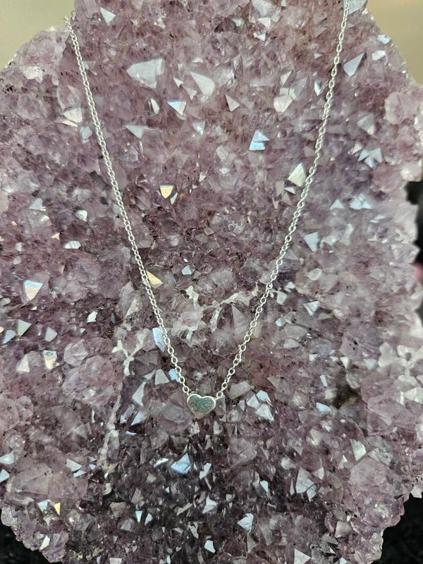 zilveren ketting met klein hartje