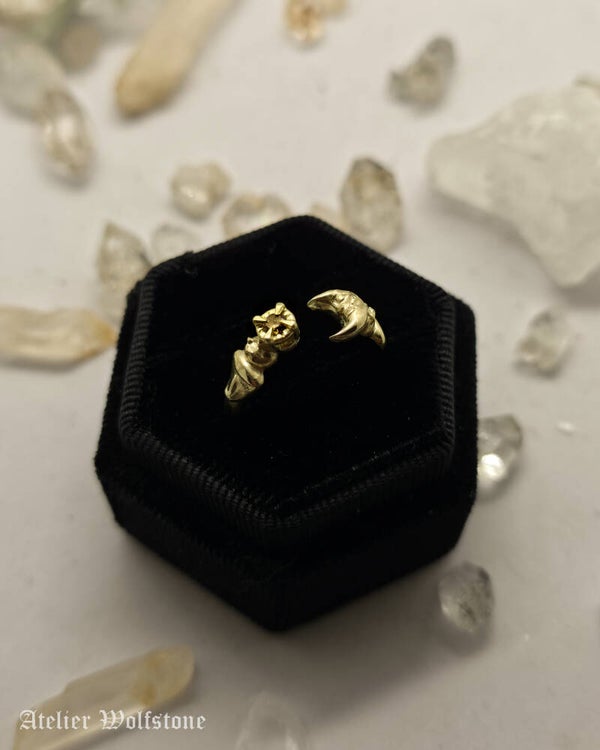 Domina Lunae | 14K Gold | Made to Order Ring | Personisable Gemstone | Size Inclusive | The Heirloom Vault