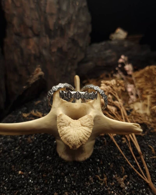 The Witch ring | MTO | Curiosity cabinet