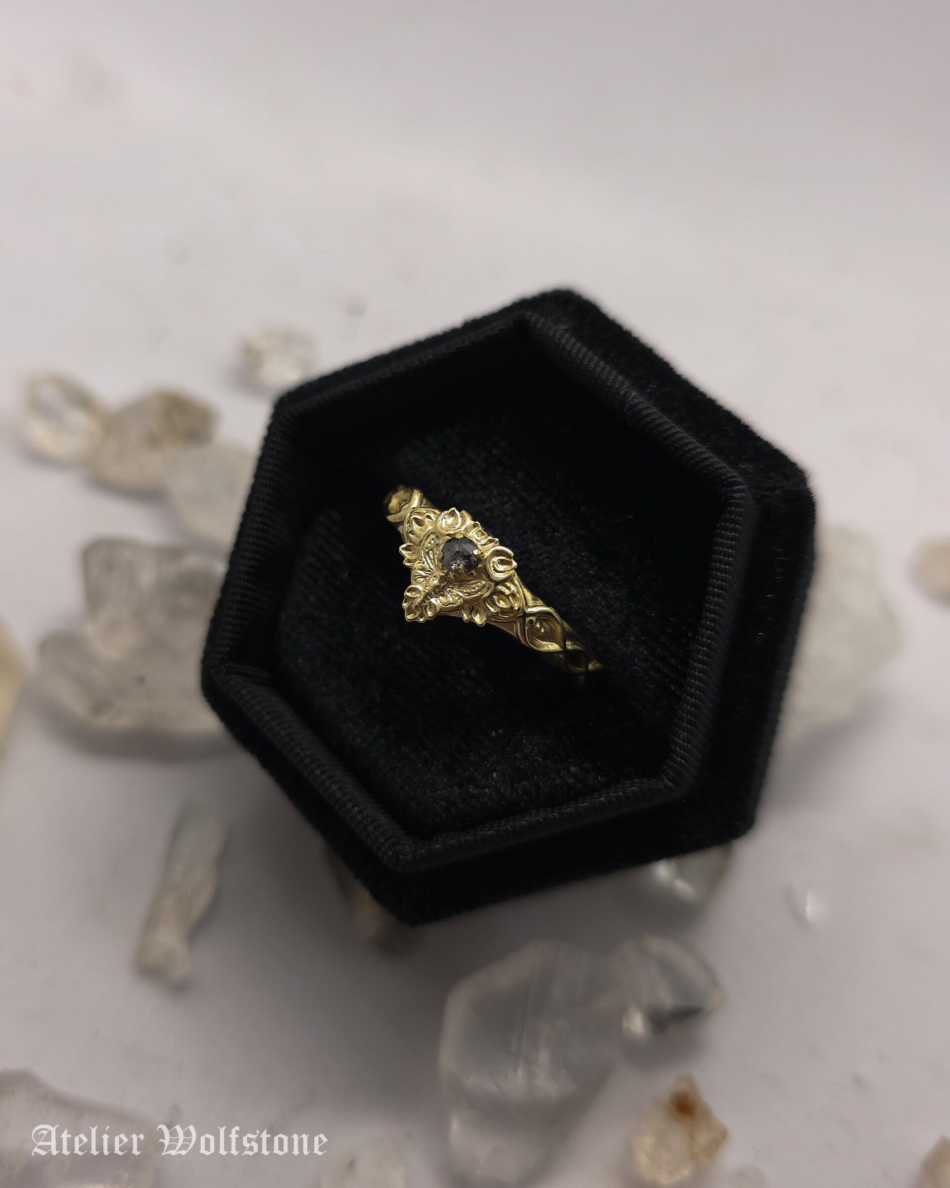 The Agrotis Infusa Moth Ring | 14K gold | Size 17,5 | One Of a Kind  | S&P Diamond | Curiosity Cabinet