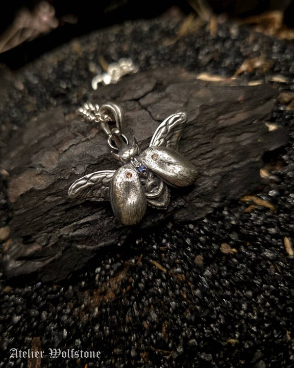 Dynastinae Cathedrale Pendant  | One of a Kind Pendant | Blue Sapphire & champagne zirc. | Regina