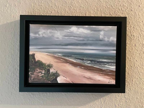 Rotes Kliff Sylt Druck auf Leinwand mit Rahmen schwarz