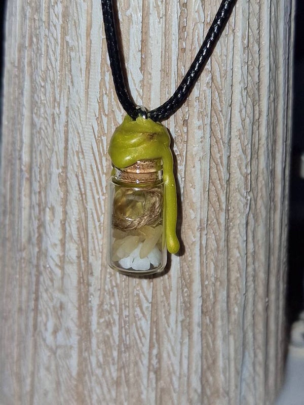 ✨ Collier Spell Jar — Chance