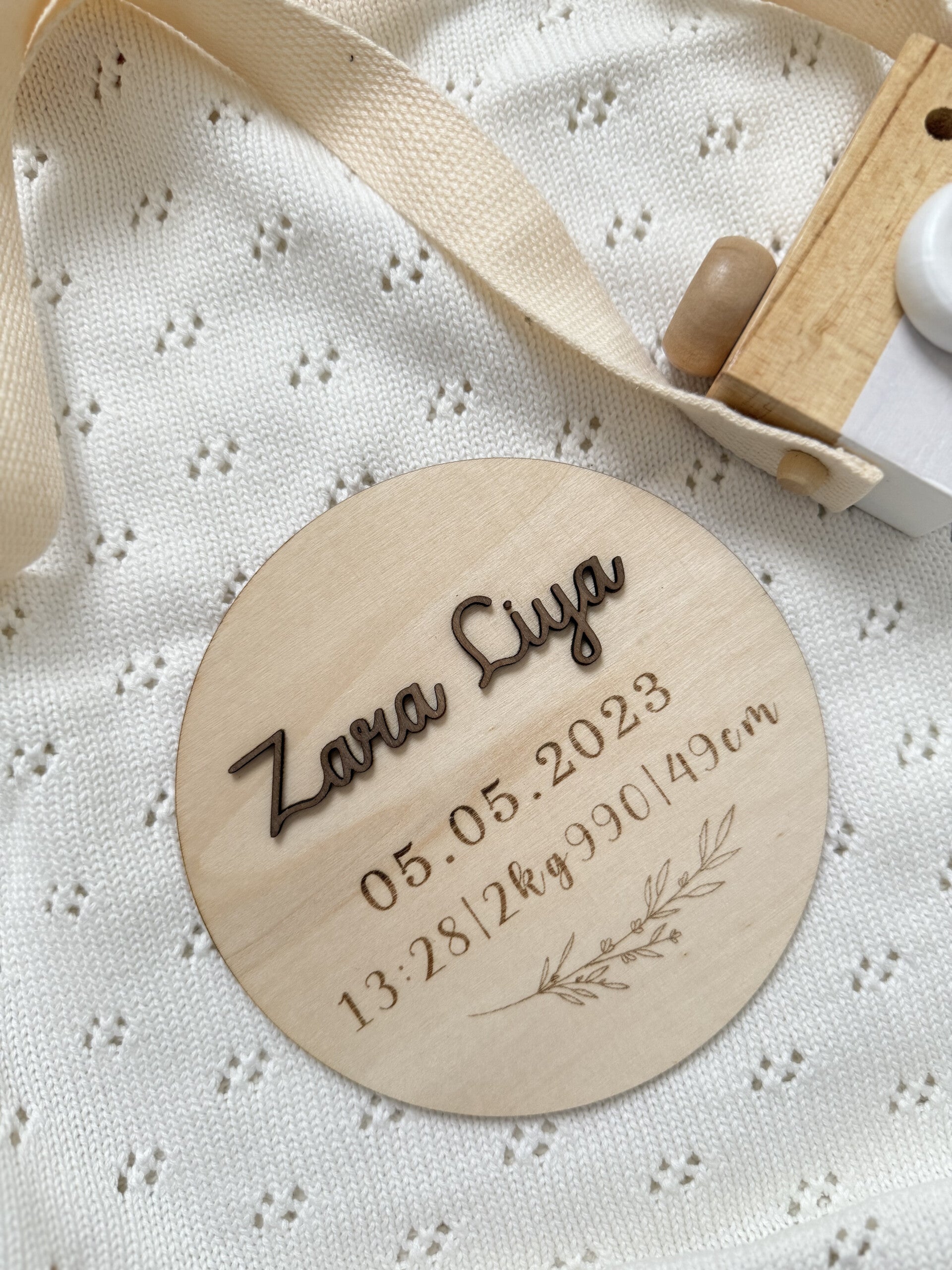 Plaque ronde en bois - Naissance