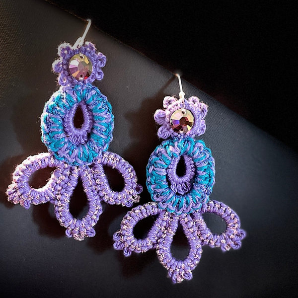 Earrings Violet