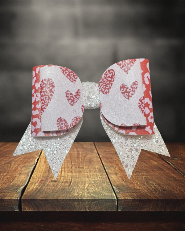 Heart Large Bow Straw Charm