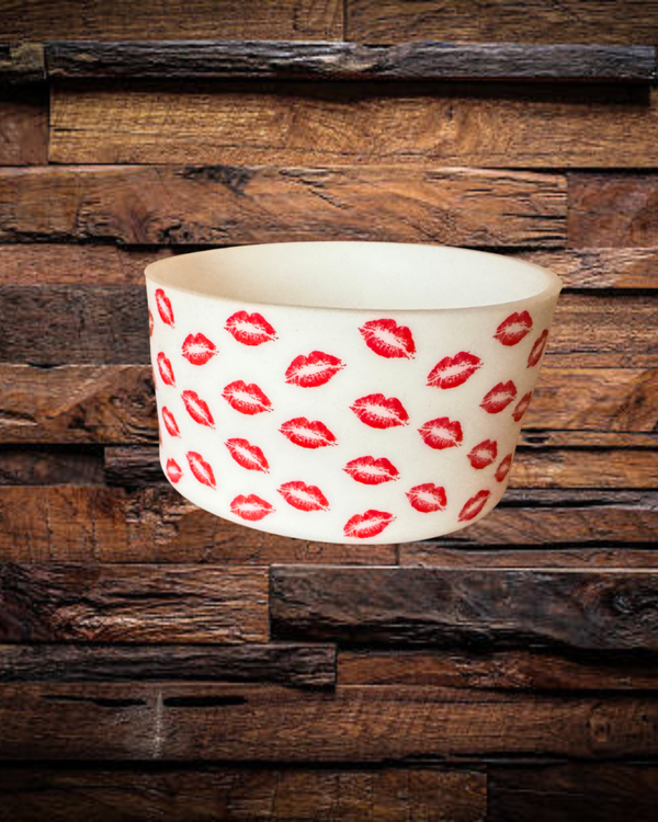 Red Lips Tumbler Boot