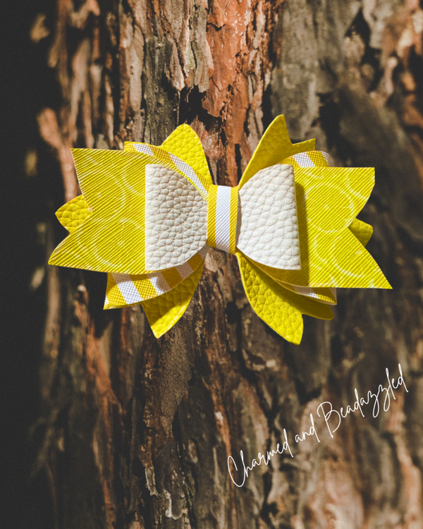 Lemon Twist Large Bow Straw Charm