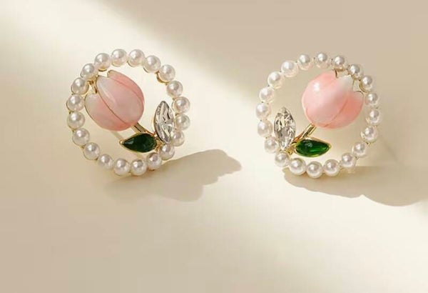 Tulip Earrings