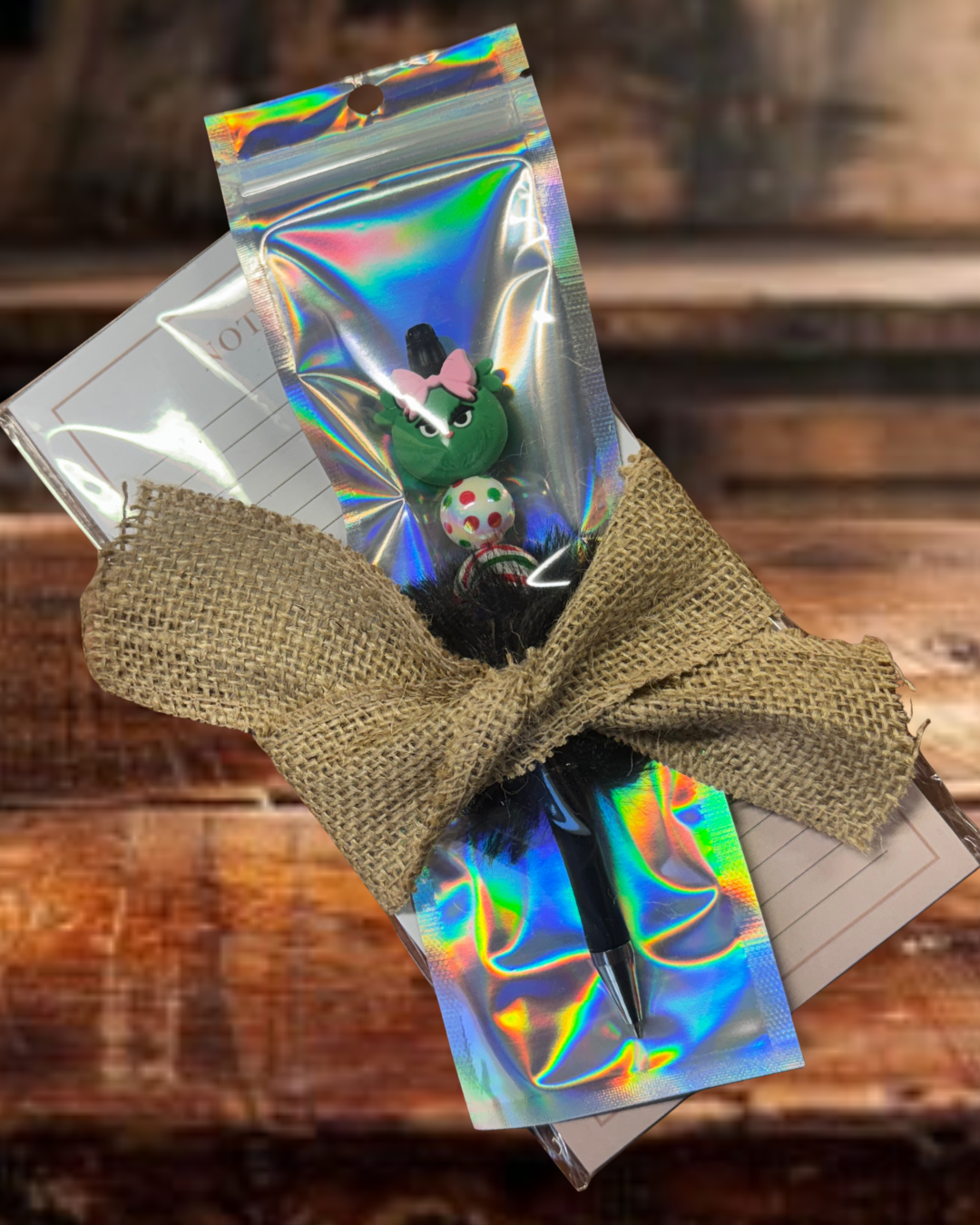 Pink Grinchy Christmas Pen and Notepad Bundle