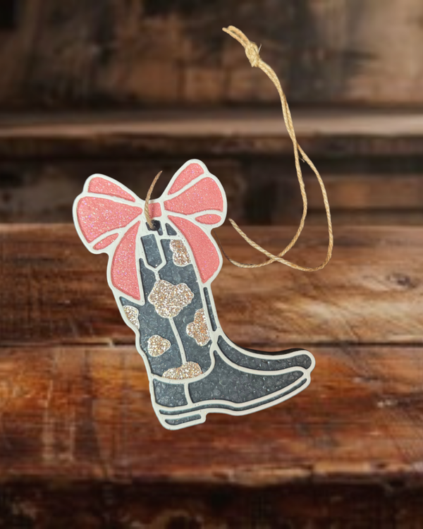 Grey Boot Freshie - Scent Gingerbread