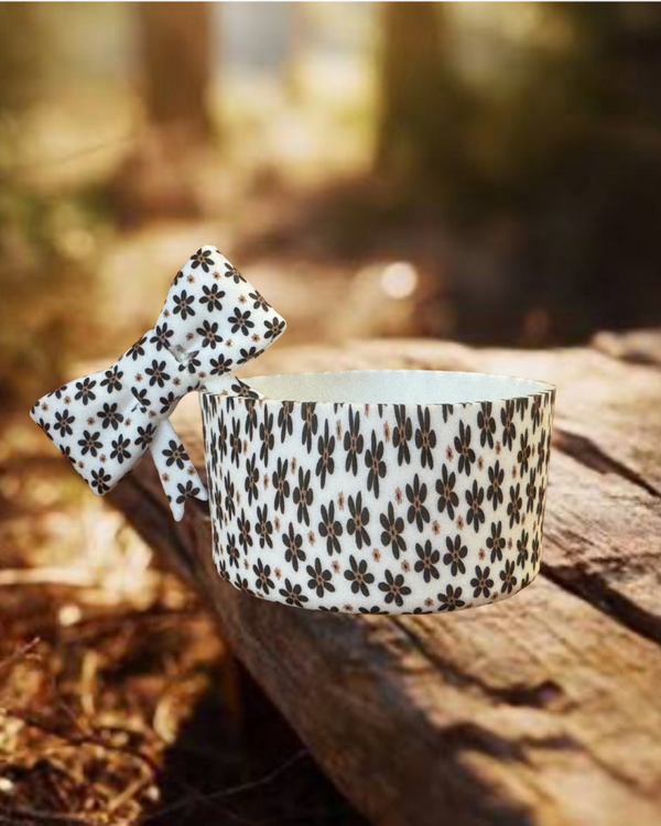 Tumbler Boot and Bow Set - Daisy