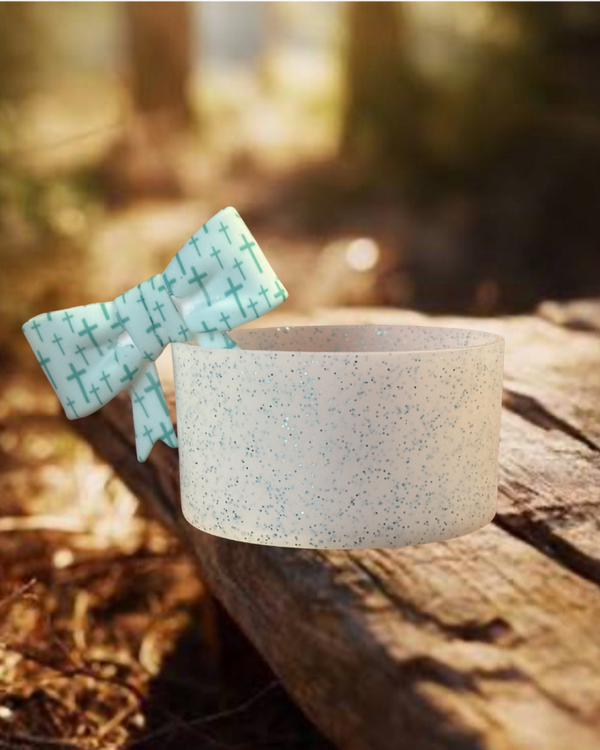 Tumbler Bot and Bow Set - Green Cross