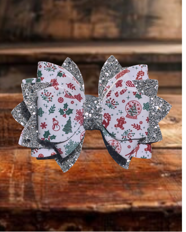 Medium Silver Gingerbread Straw Bow Topper