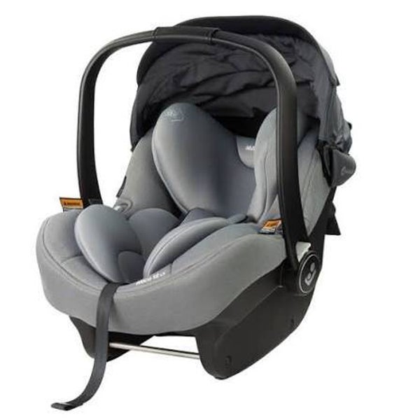 Infant Carrier Capsules