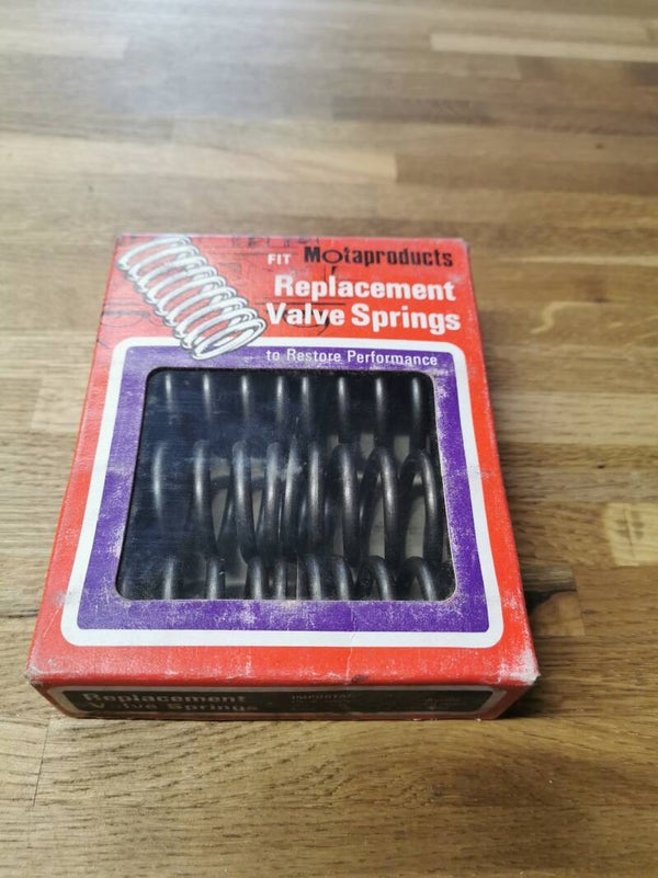 Replacement valve springs to fit Ford