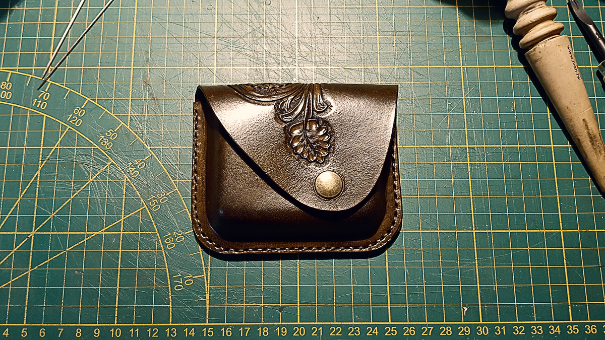 Leather wallet / Maker projects | robnelissen