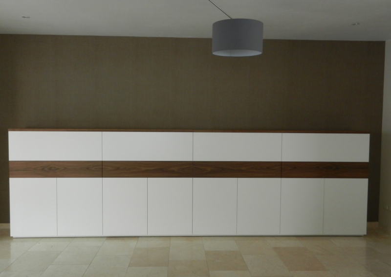 Breed dressoir op maat Nuvola