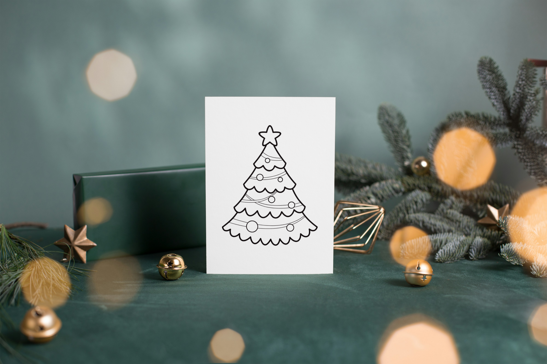 Kleurplaat Kerst - Kerstboom  (printbaar)