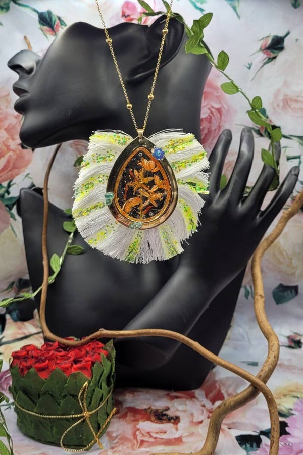 Collier à Franges
