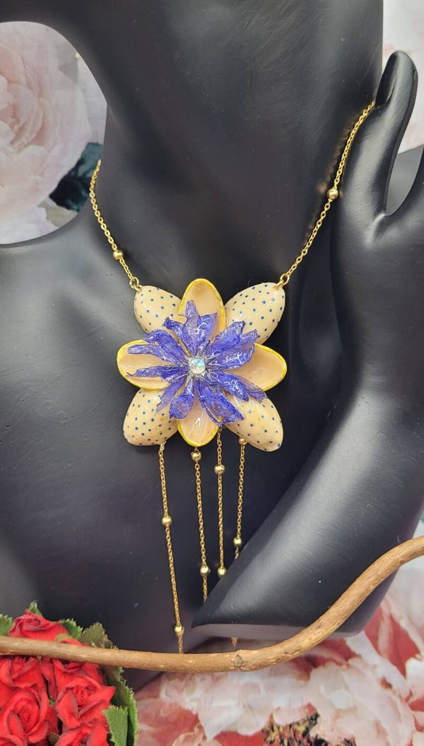 Collier Pistache