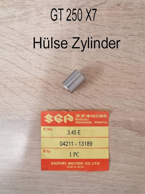 Suzuki GT 250 X7 Hülse Zylinder