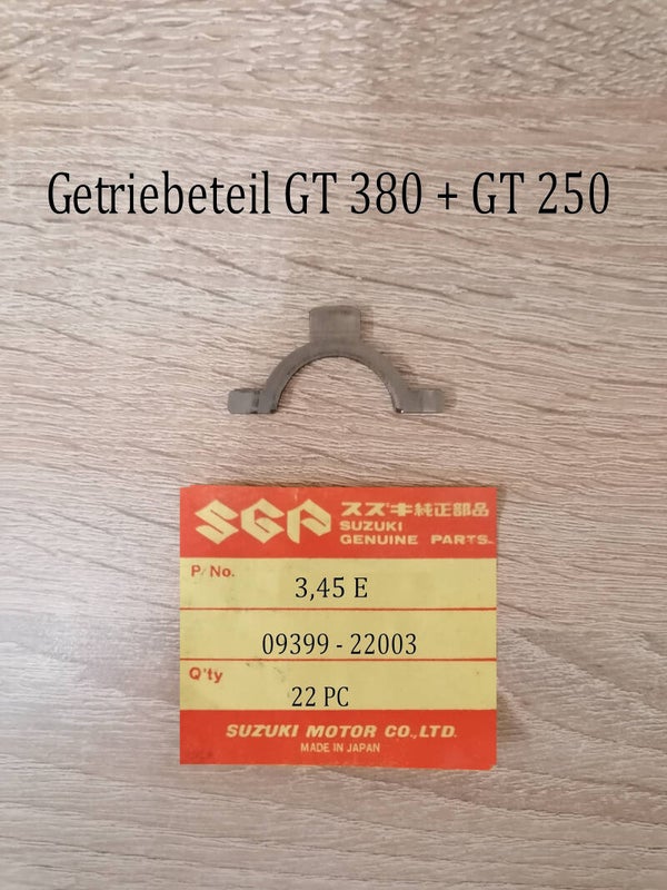 Suzuki GT 250 Getriebeteil gebraucht.
