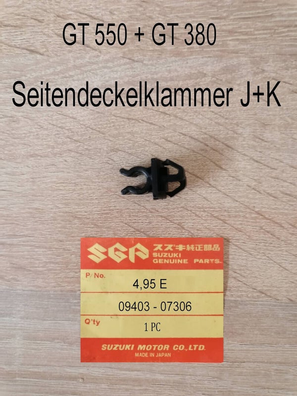 Suzuki GT 550 Seitendeckelklammer J+K neu.