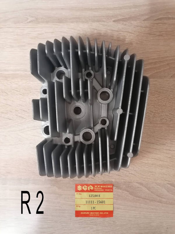 Suzuki GT 500 + T 500 Zylinderkopf rechts