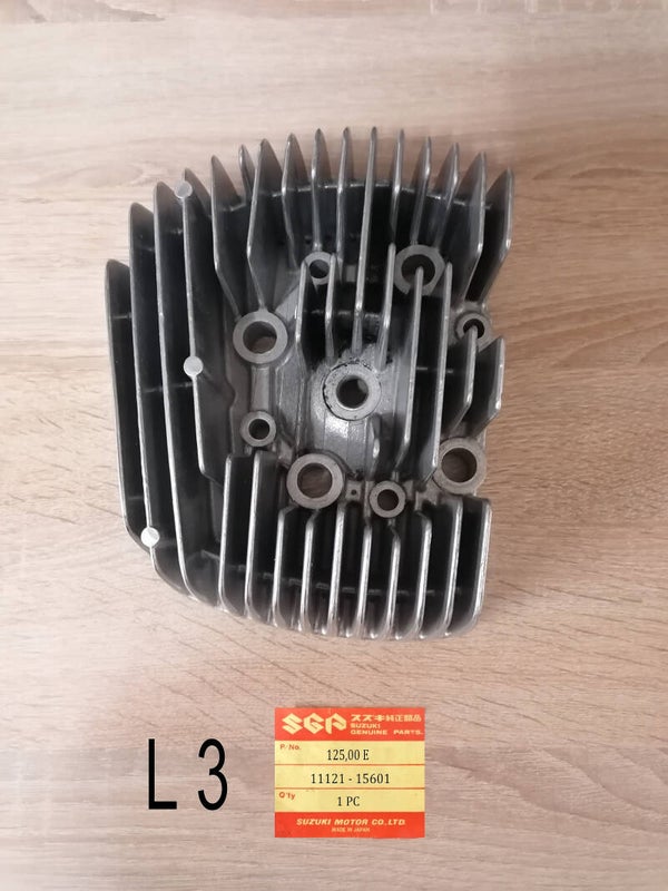 Suzuki GT 500 + T 500 Zilinderkopf  links
