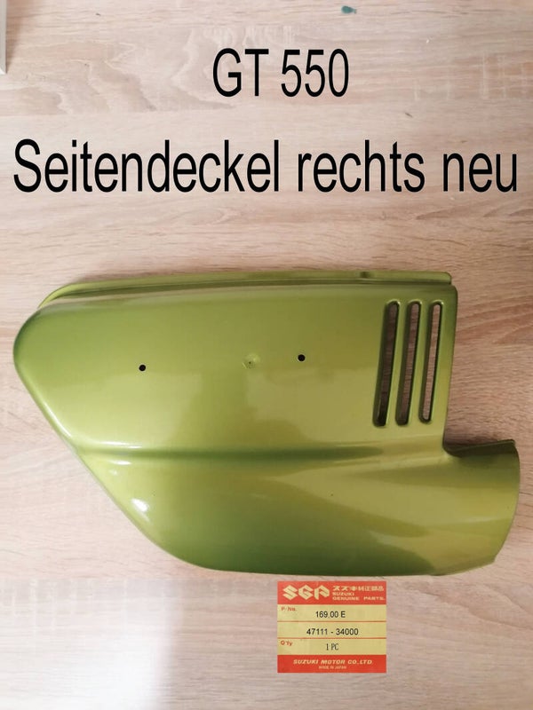 Suzuki GT 550 J+K  Seitendeckel rechts neu.