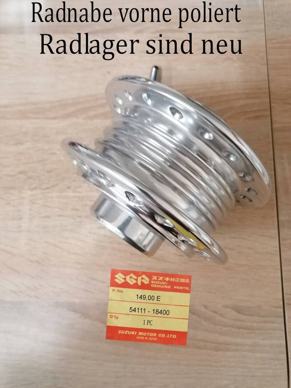 Suzuki GT 550 Radnabe vorne gebraucht.