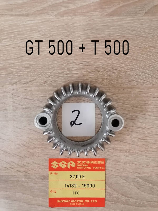 Suzuki GT 500 + T 500 Krümmerflansch