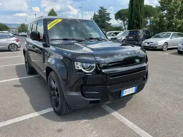 LAND ROVER DEFENDER