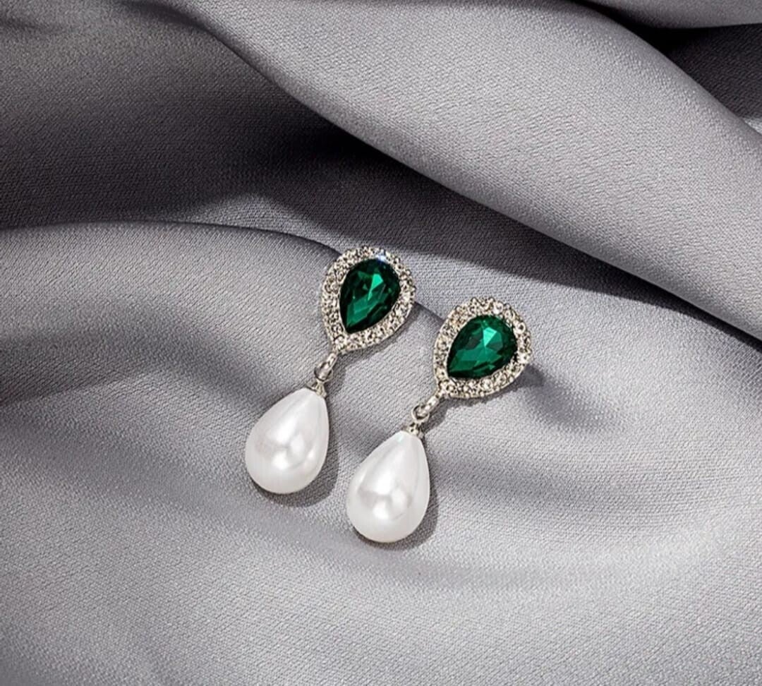 Aretes Perla y Esmeralda