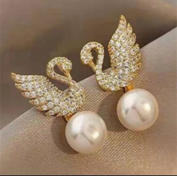 474 Aretes cisne y perla