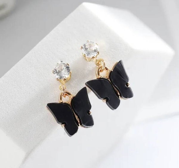 766	Aretes mariposa negra