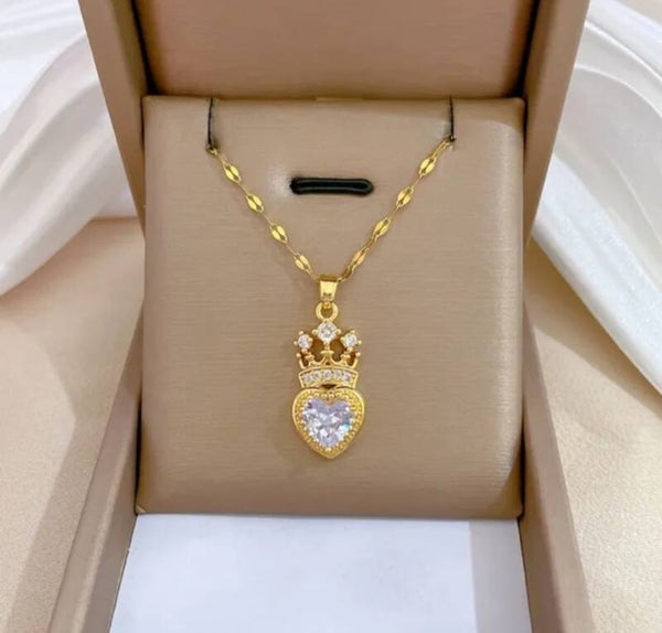 813	Collar reina piedra transparente