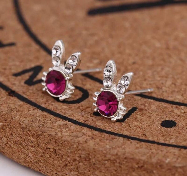 535 Broquel conejo piedra rosa