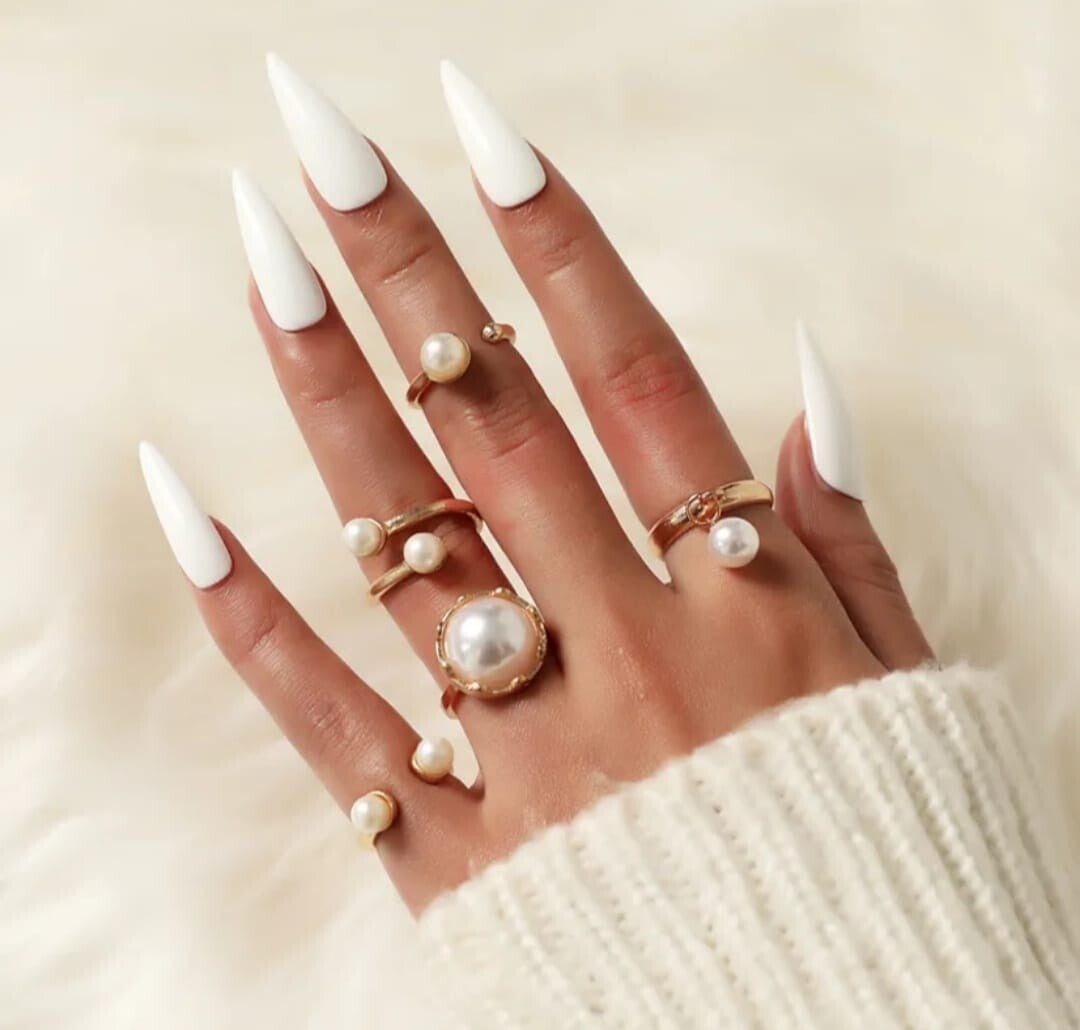 165 Anillos Perlas 5 piezas