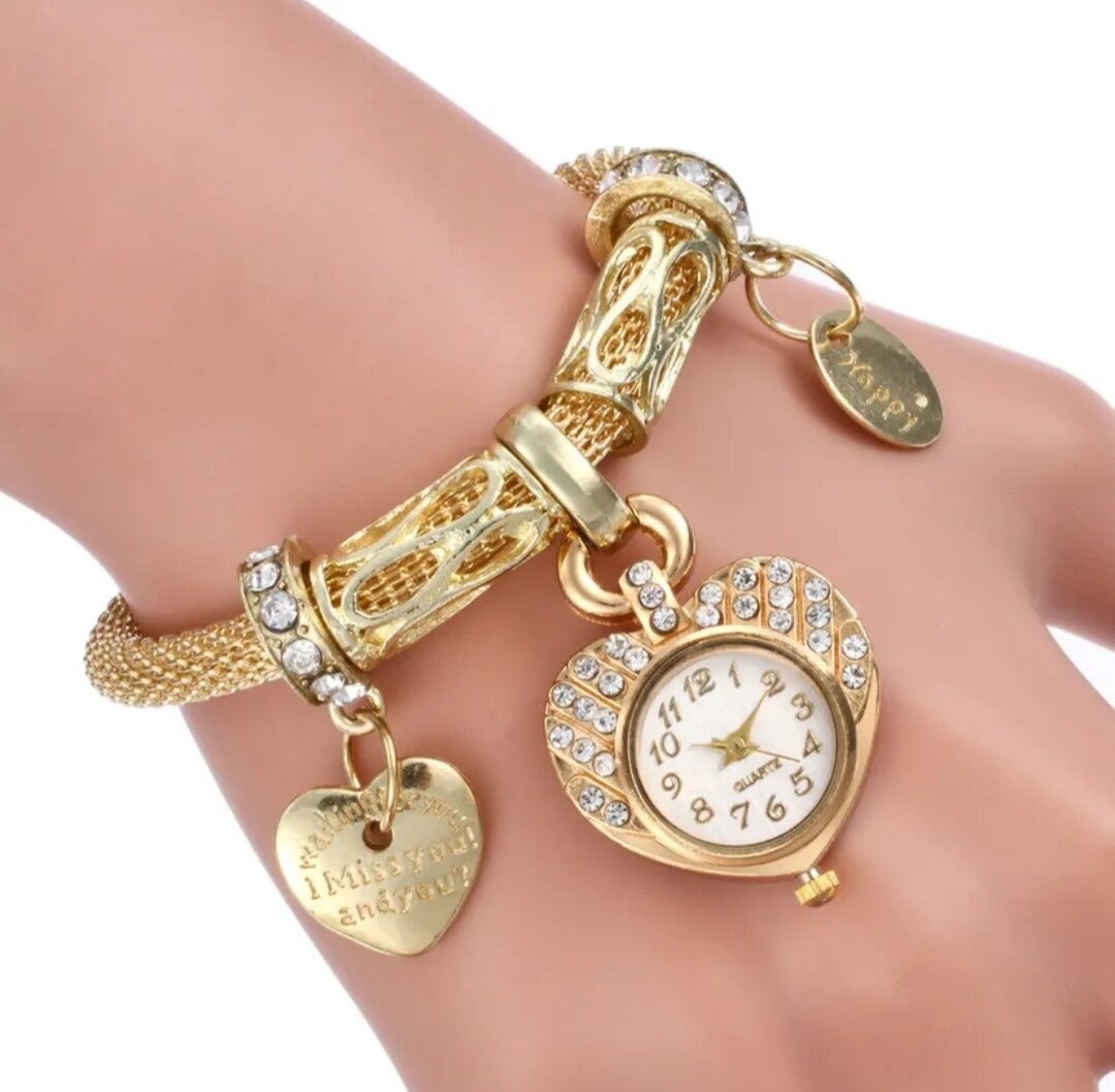 613 Reloj corazon diamantado