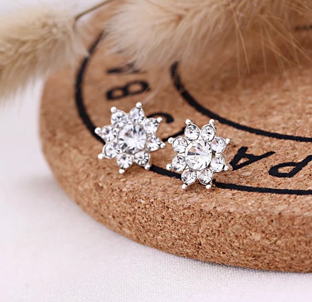 019 Broquel flor cristales