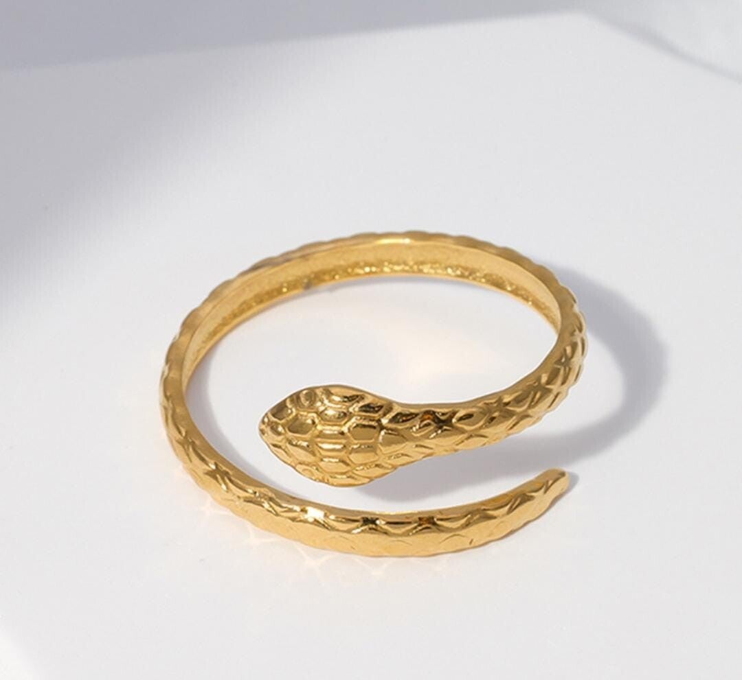 Anillo Serpiente Escamas Dorado